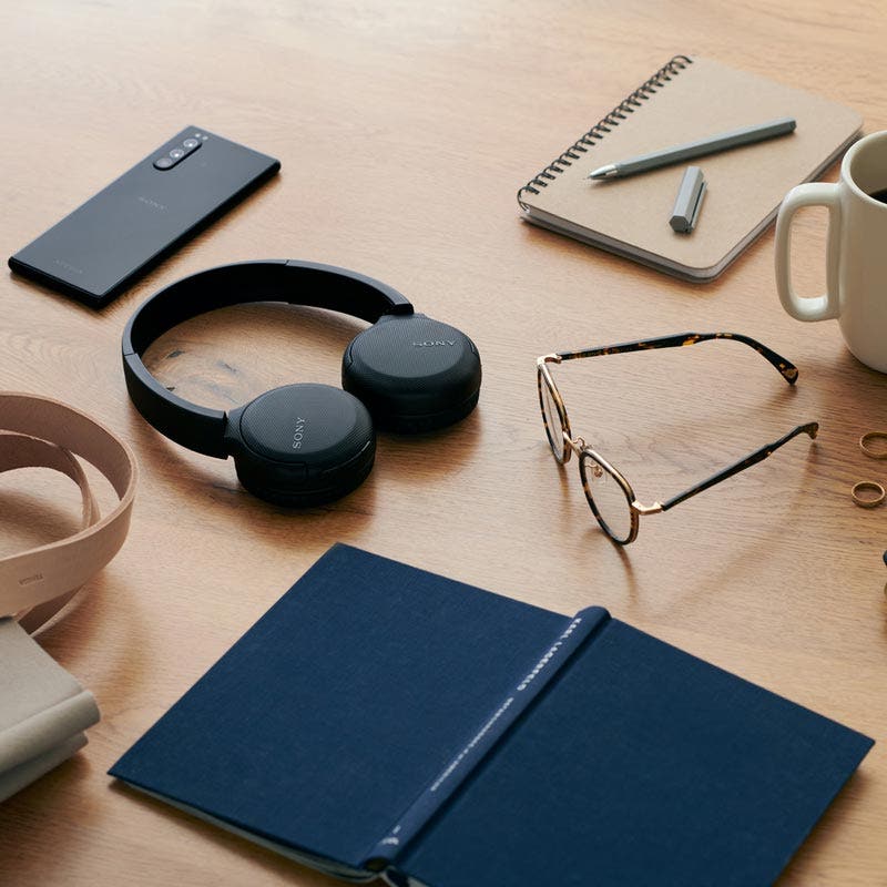 Sony WH-CH510 Bluetooth Over-Ear Headphones with upto 35 hr battery life