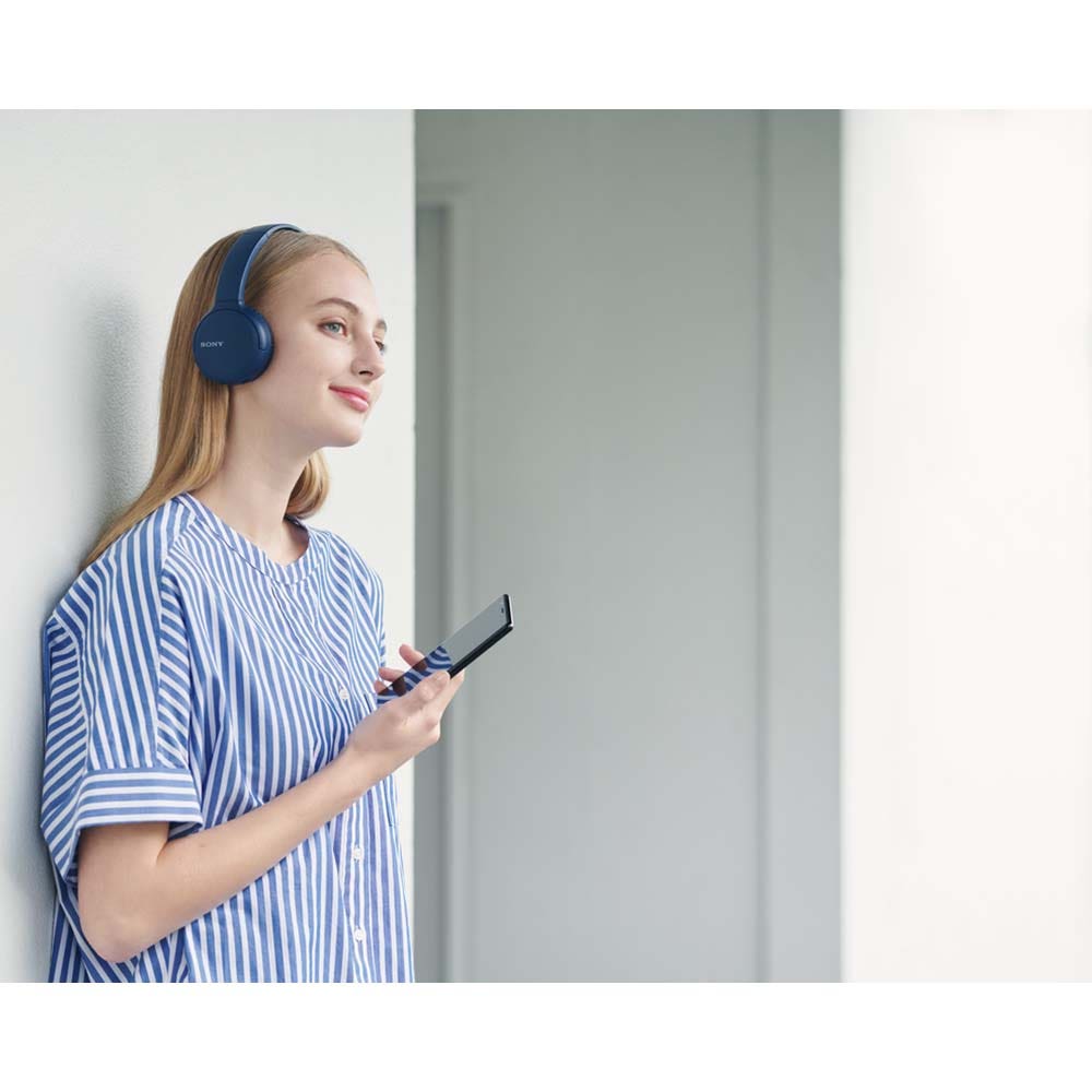 Sony WH-CH510 Bluetooth Over-Ear Headphones with upto 35 hr battery life
